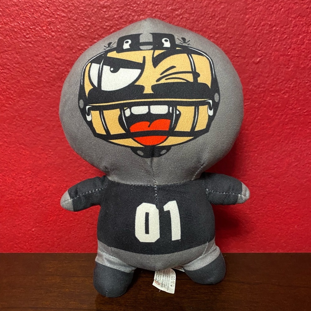 3/$14 Las Vegas‎ Raiders big head blush number 01